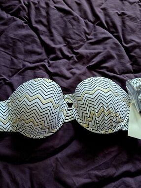 Strapless Chevron Print Bustier Bra in White and Gold Sz XL